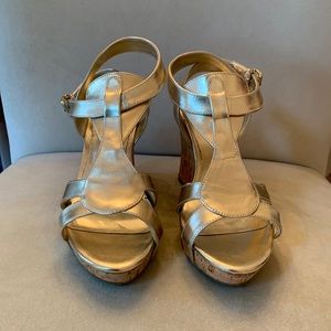 Guess Gold Wedge Shoes Size 7